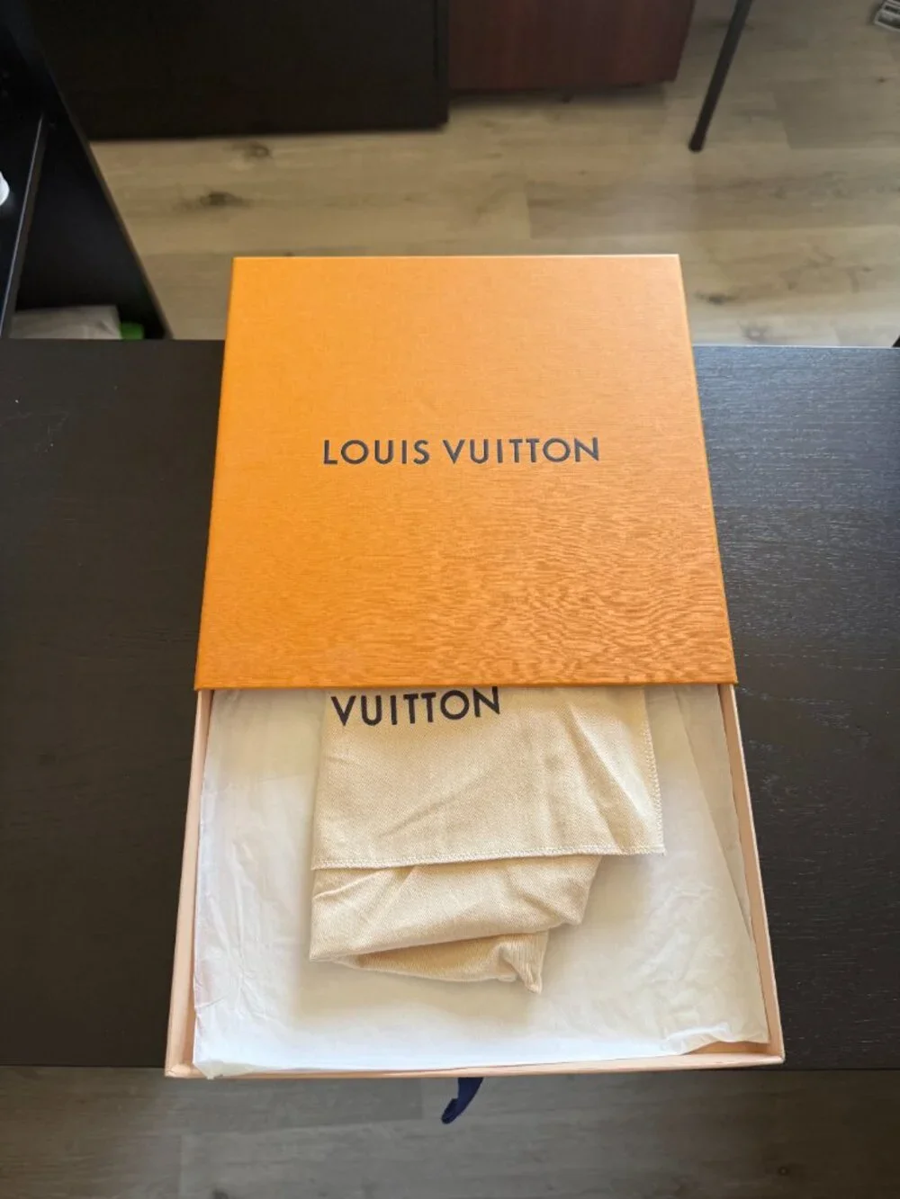 Authentic Louis Vuitton Empty Pull-Out Box 10.5x10.5x1.5